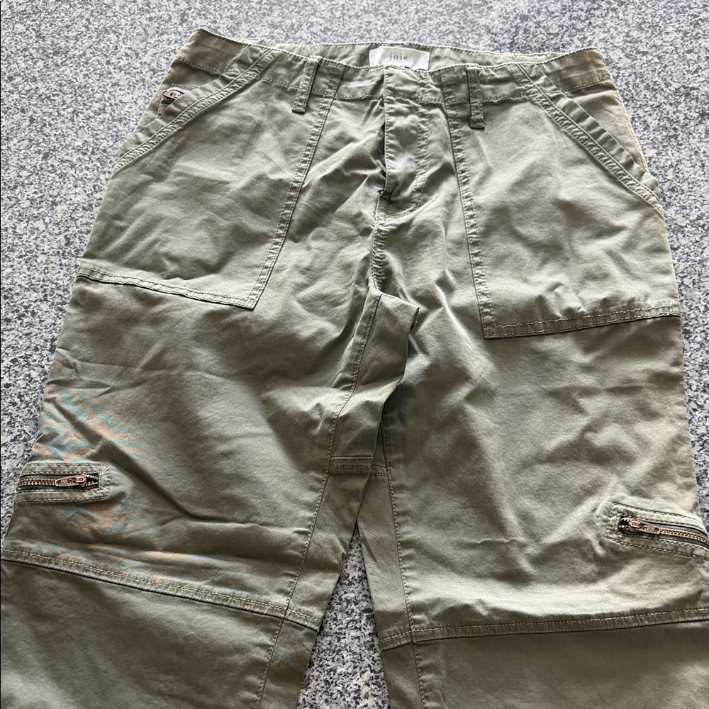 Joie Aerial Utility Jogger Pants in Fatigue| Sz 6 - Picture 7 of 11